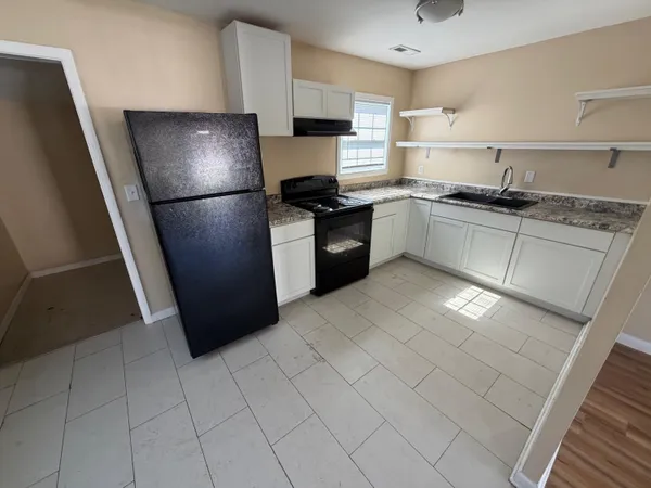 $100,000 | 4247 West 19th Place, Gary, IN 46404