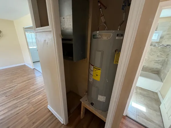 $100,000 | 4247 West 19th Place, Gary, IN 46404