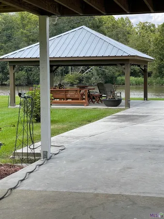$450,000 | 18485 H H Wilson Road, Prairieville, LA 70769