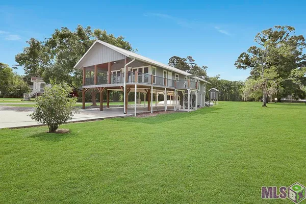 $450,000 | 18485 H H Wilson Road, Prairieville, LA 70769