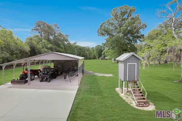 $450,000 | 18485 H H Wilson Road, Prairieville, LA 70769