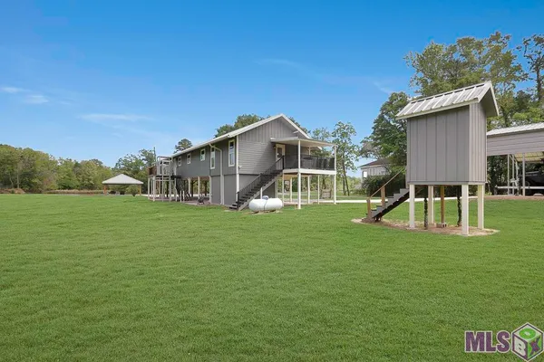$450,000 | 18485 H H Wilson Road, Prairieville, LA 70769