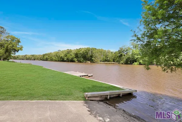 $450,000 | 18485 H H Wilson Road, Prairieville, LA 70769