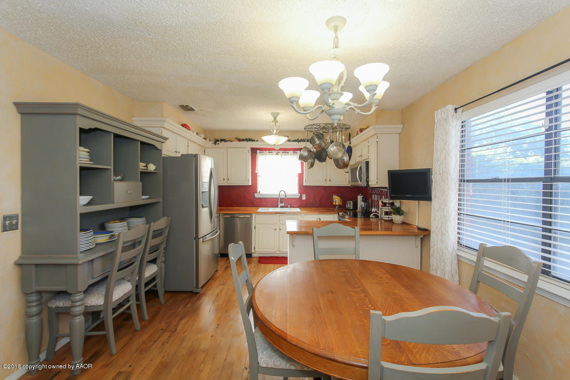 6307 Bayswater Road Amarillo, TX 79109 - Photo 13 of 39 KITCHEN VIEW 5