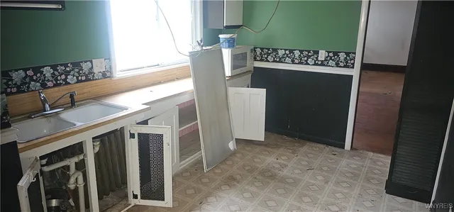 $24,900 | 127 Maple Street, Jamestown, NY 14701