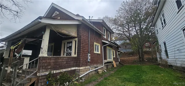 $24,900 | 127 Maple Street, Jamestown, NY 14701