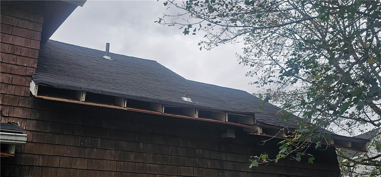 127 Maple Street Jamestown, NY 14701 - Photo 5 of 35