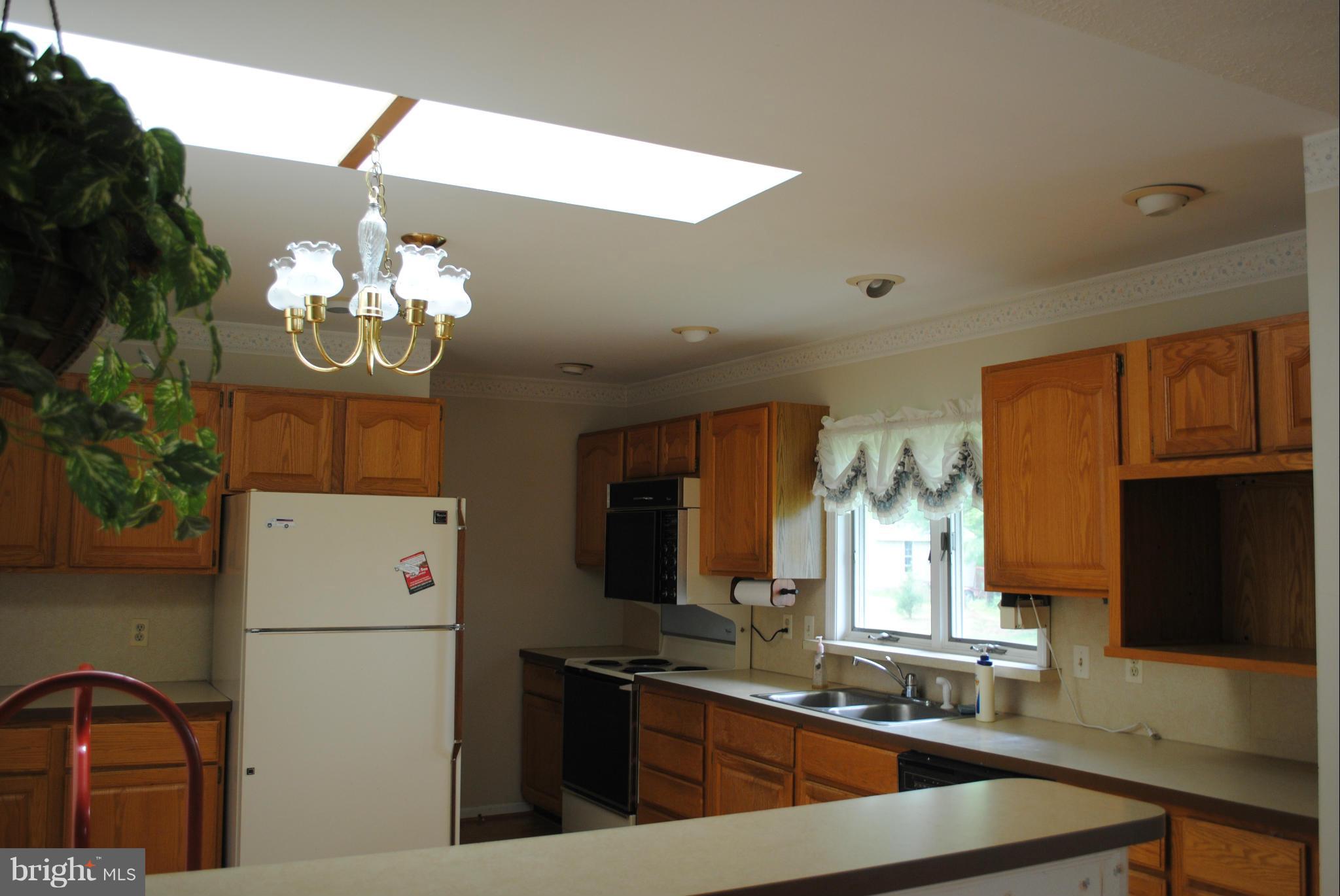 11366 Fox Hill Road Culpeper, VA 22701 - Photo 5 of 25 Kitchen