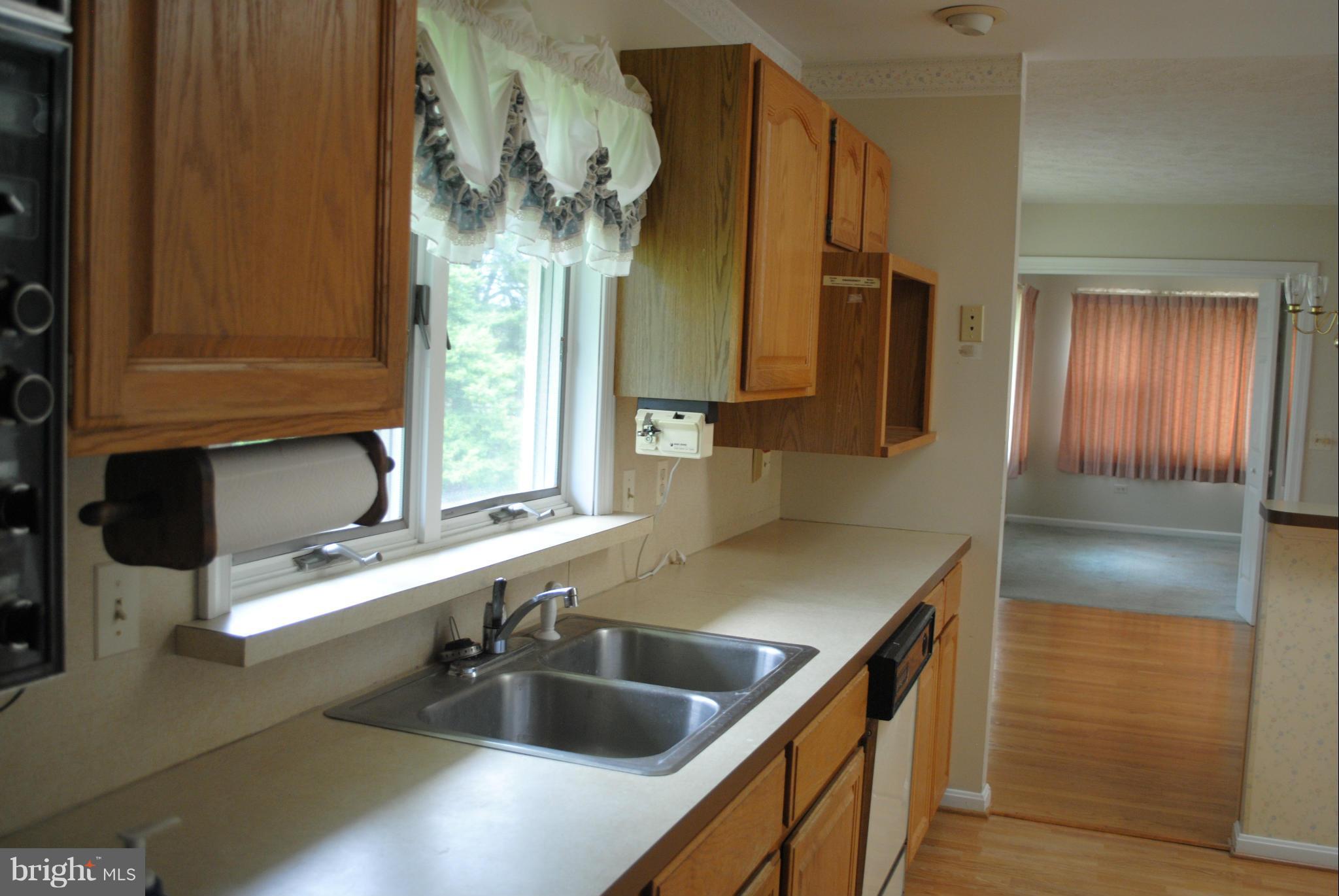 11366 Fox Hill Road Culpeper, VA 22701 - Photo 8 of 25 Kitchen