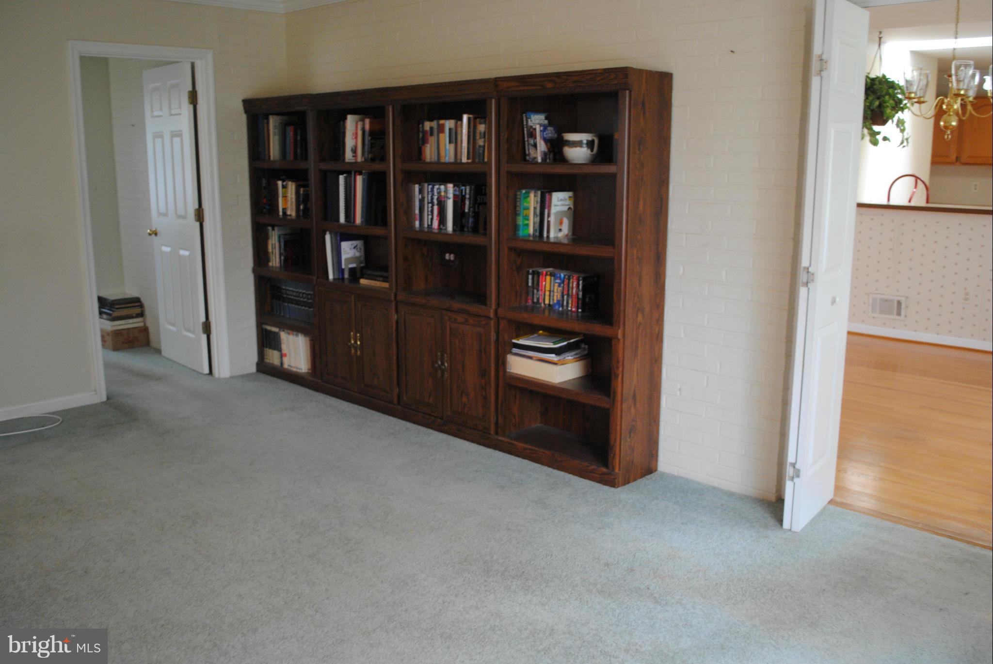 11366 Fox Hill Road Culpeper, VA 22701 - Photo 10 of 25 Family Room