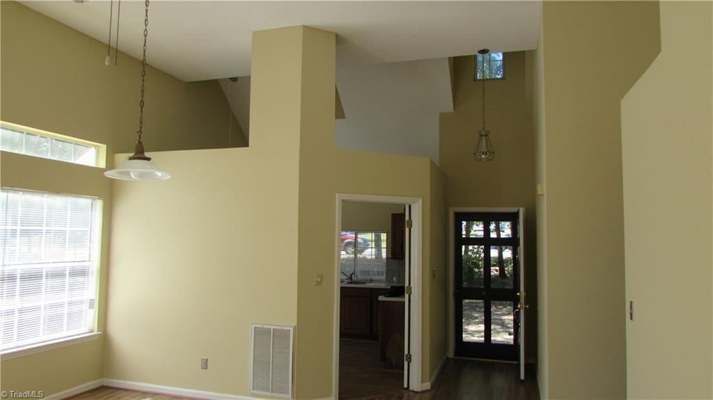 420 Shadybrook Road High Point, NC 27265 - Photo 8 of 11