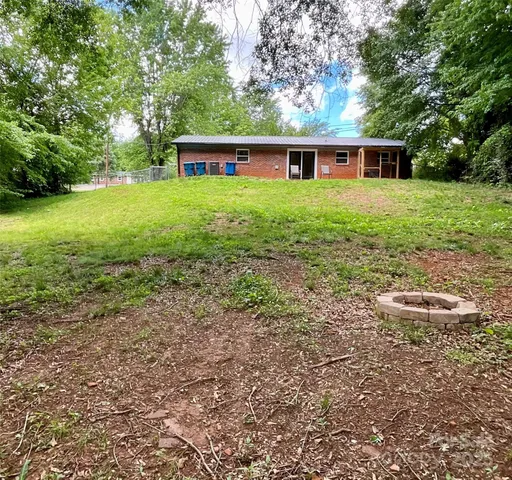 $215,000 | 152 Mountain View Street, Forest City, NC 28043