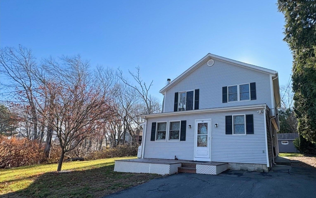 951 Dickinson Street Fall River, MA 02721 - Photo 2 of 19