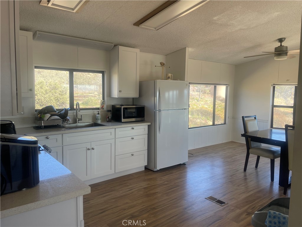 56768 Dickson Hills Road Anza, CA 92539 - Photo 10 of 37 open kitchen