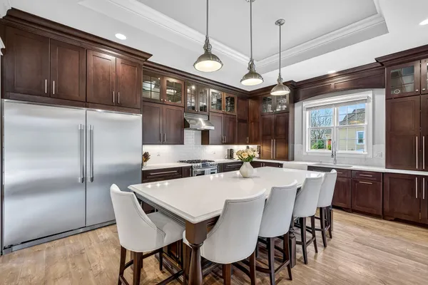 $1,299,000 | 1500 Bristlecone Drive, Hartland, WI 53029