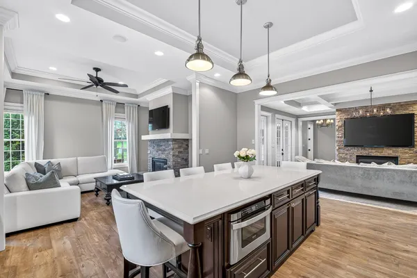 $1,299,000 | 1500 Bristlecone Drive, Hartland, WI 53029