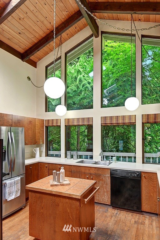 5731 153rd Place Southwest Edmonds, WA 98026 - Photo 12 of 33 Gallery Image 12