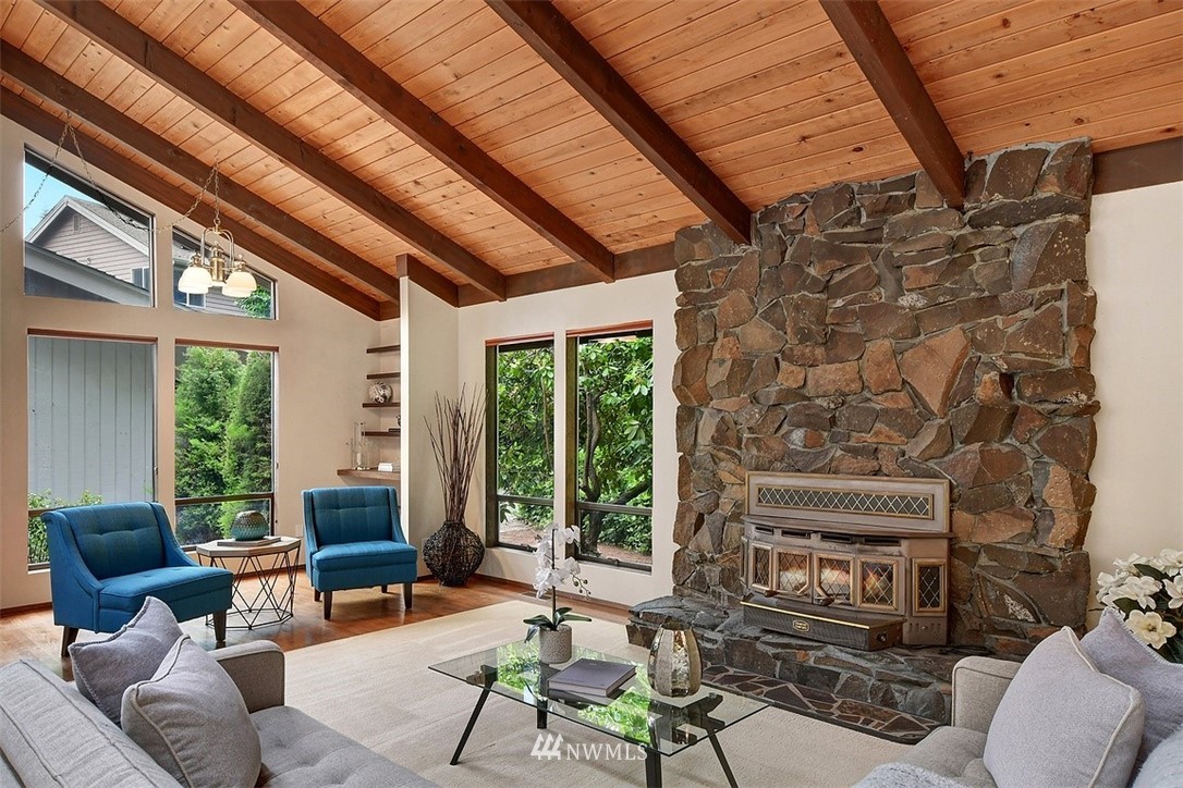 5731 153rd Place Southwest Edmonds, WA 98026 - Photo 6 of 33 Gallery Image 6