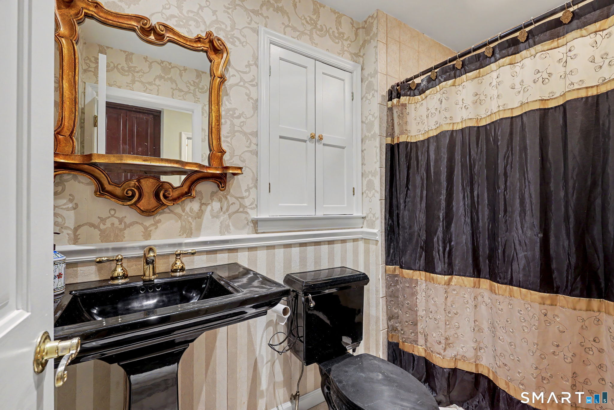 567 Danbury Road Wilton, CT 06897 - Photo 16 of 32