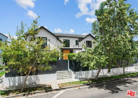 $4,095,000 | 6115 West 6th Street, Los Angeles, CA 90048