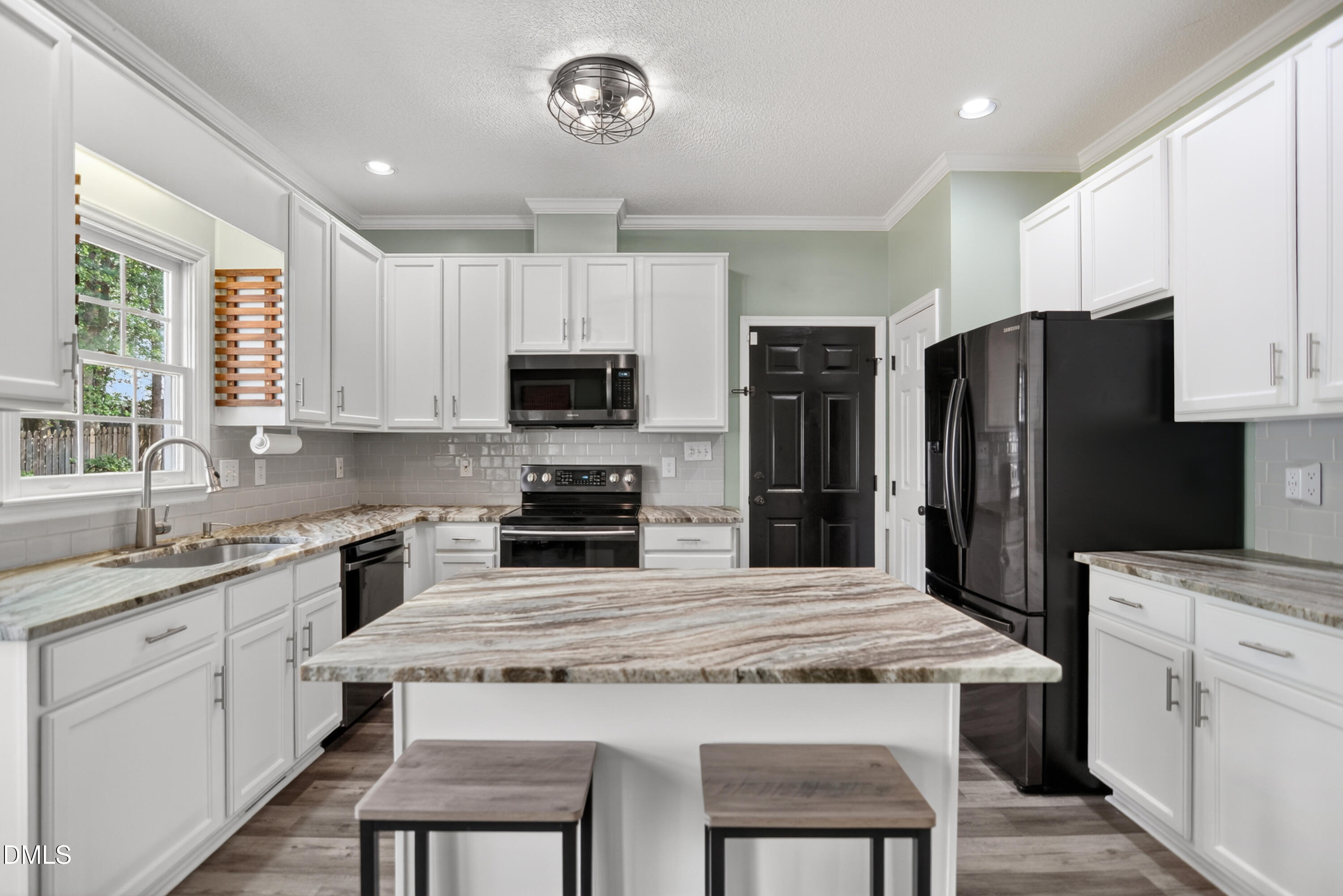 4105 Riverport Road Raleigh, NC 27616 - Photo 8 of 30 005