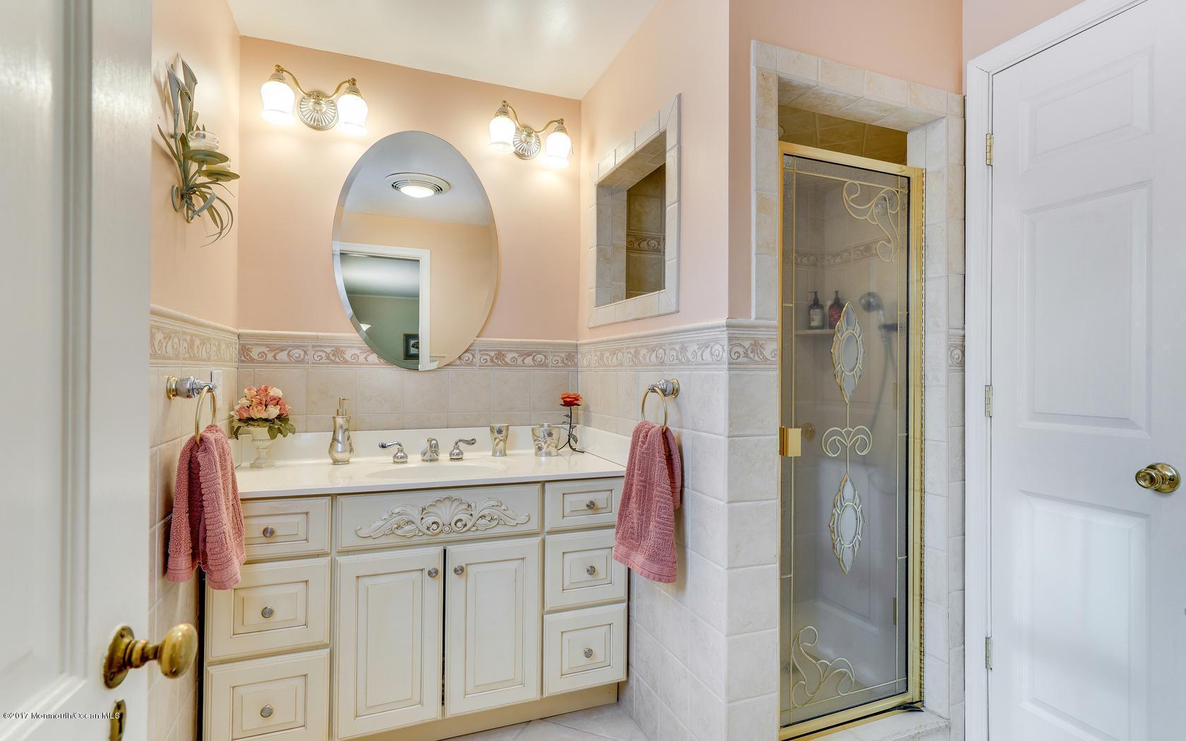 152 Wemrock Road Freehold, NJ 07728 - Photo 16 of 22 Master Bath