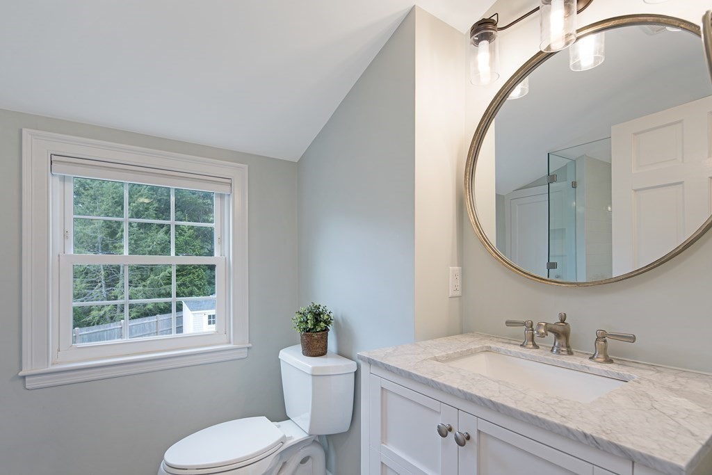 18 Polk Road Hingham, MA 02043 - Photo 18 of 28 Gallery Image 18