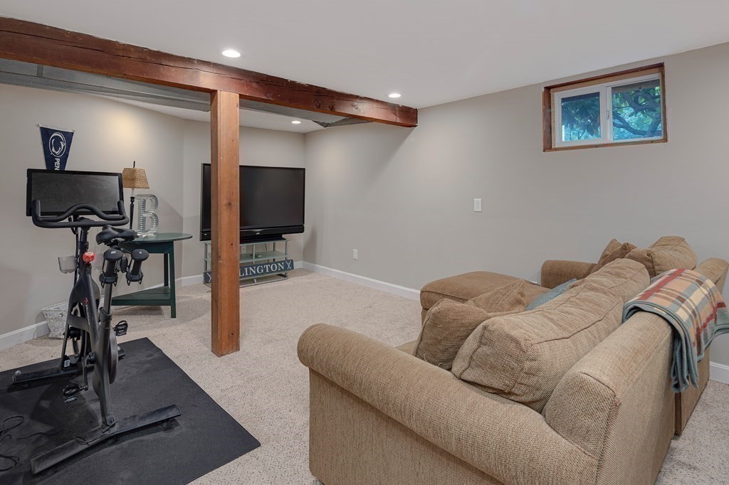 18 Polk Road Hingham, MA 02043 - Photo 22 of 28 Gallery Image 22