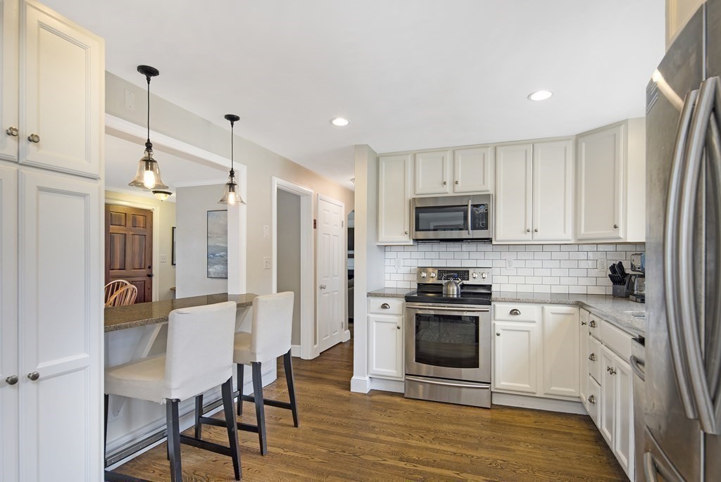 18 Polk Road Hingham, MA 02043 - Photo 5 of 28 Gallery Image 5