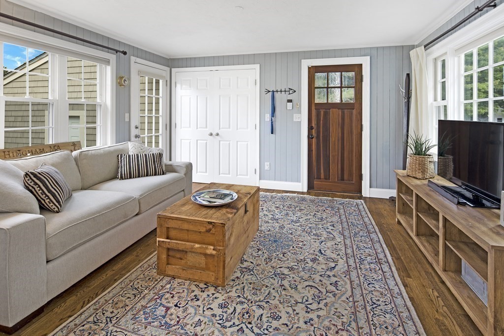 18 Polk Road Hingham, MA 02043 - Photo 8 of 28 Gallery Image 8