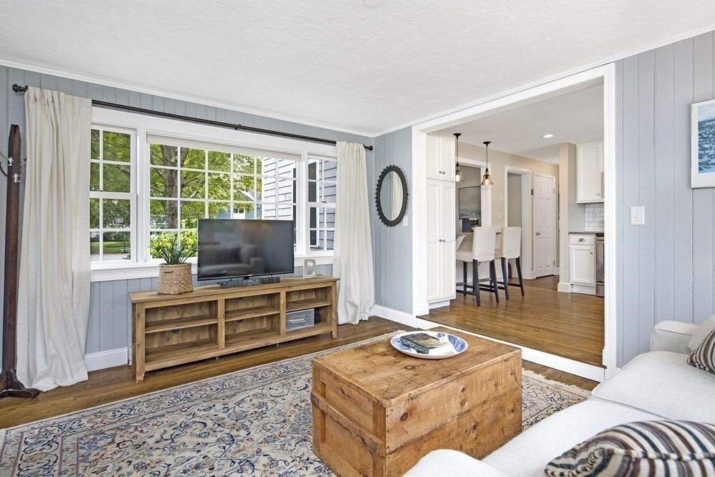 18 Polk Road Hingham, MA 02043 - Photo 9 of 28 Gallery Image 9
