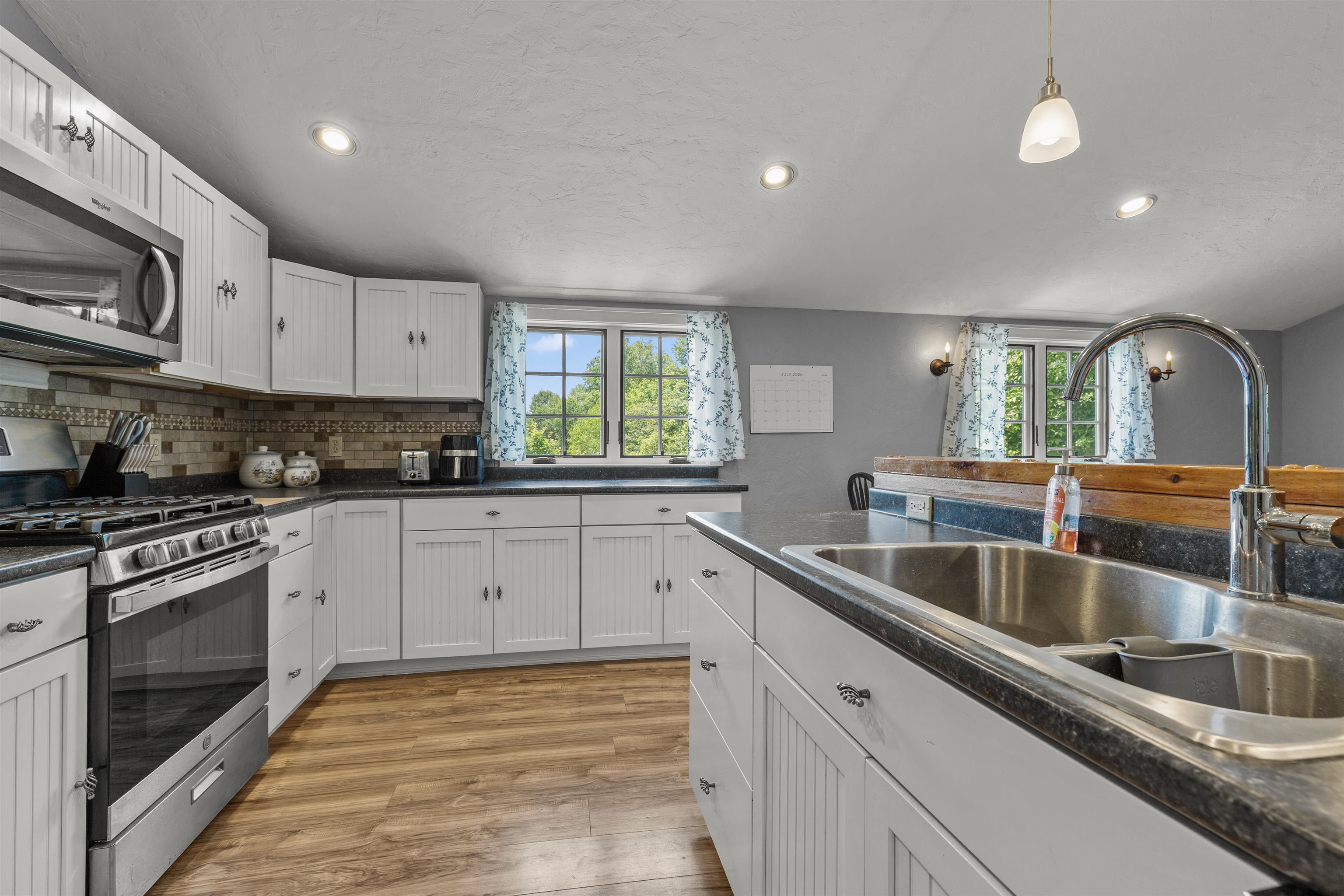 1662 Latham Road Thetford, VT 05043 - Photo 35 of 60