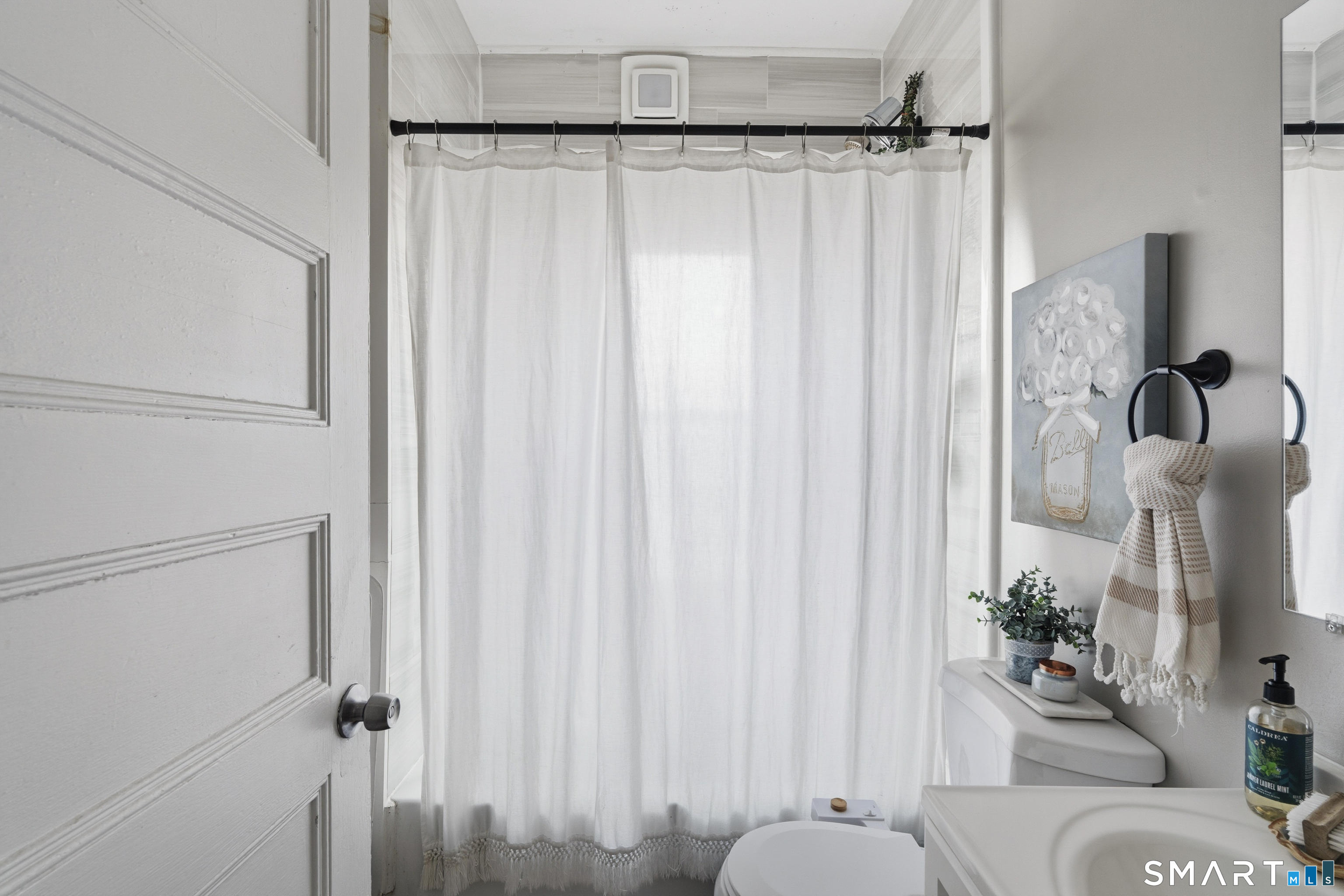 186 Arnoldale Road West Hartford, CT 06119 - Photo 12 of 22 a living room with furniture and a window