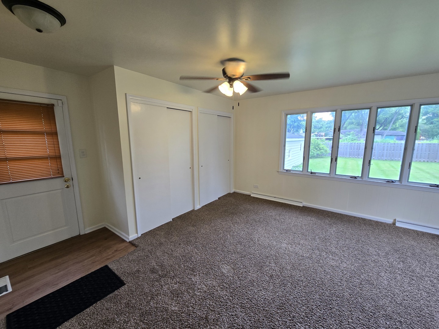 3620 Arthur Terrace Markham, IL 60428 - Photo 13 of 31 a view of an empty room with a window