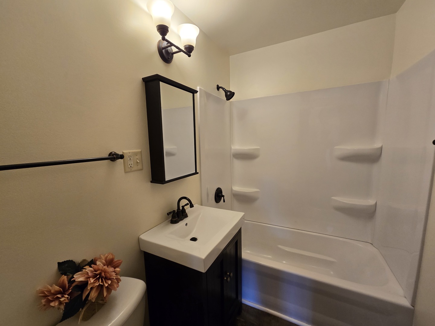 3620 Arthur Terrace Markham, IL 60428 - Photo 17 of 31 a bathroom with a sink mirror and vanity