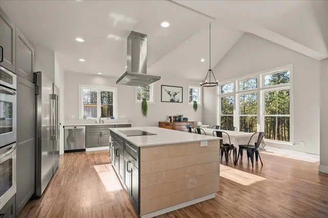 $678,000 | 38255 Rocky Ridge Lane North, Davenport, WA 99122