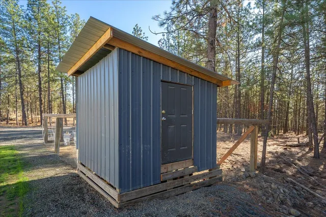 $678,000 | 38255 Rocky Ridge Lane North, Davenport, WA 99122