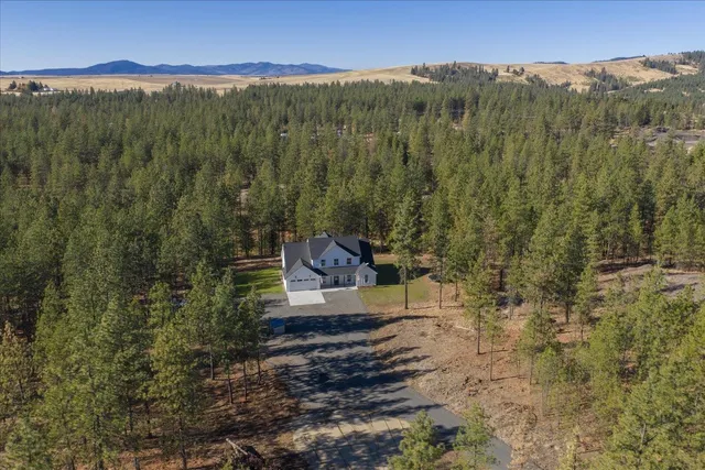 $678,000 | 38255 Rocky Ridge Lane North, Davenport, WA 99122