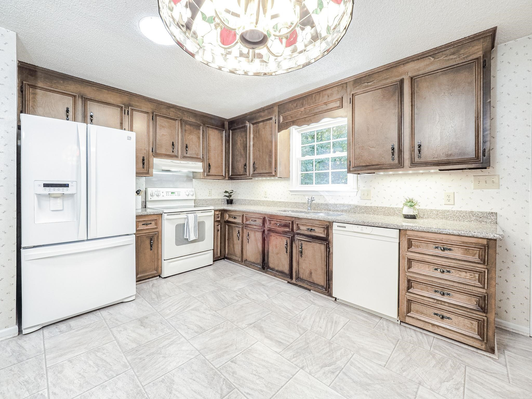 2624 Catalina Drive Raleigh, NC 27607 - Photo 11 of 35 Photo 11