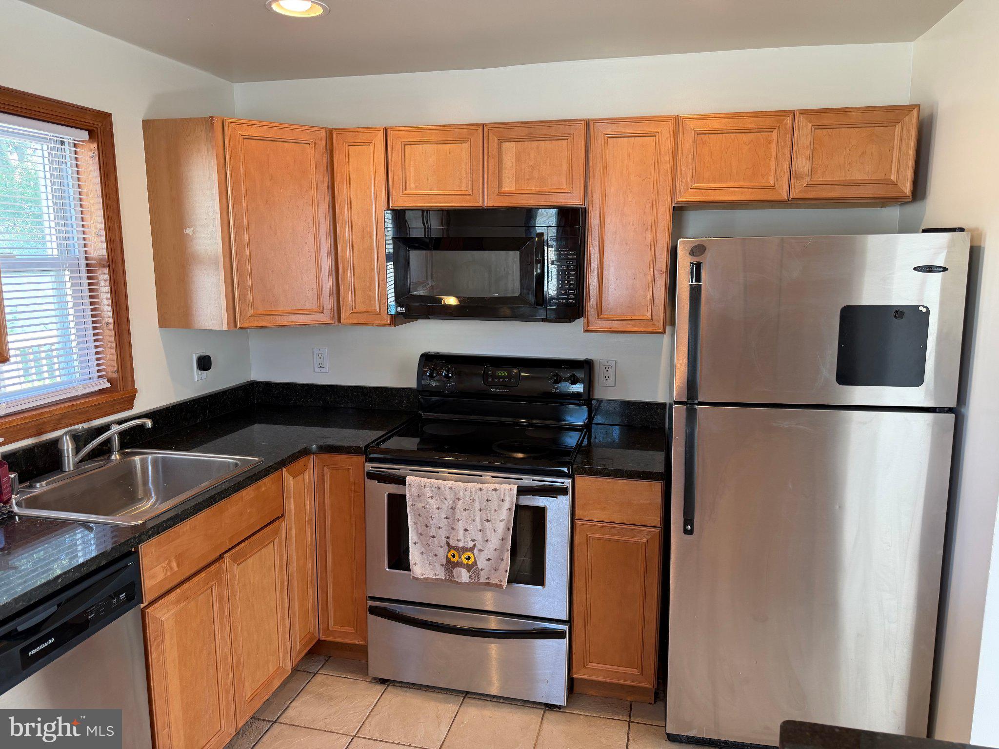 632 Fernhill Road Curtis Bay, MD 21226 - Photo 4 of 12 Gallery Image 4