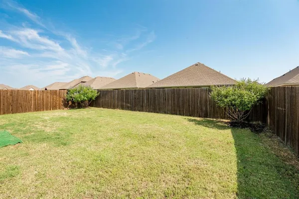 $2,295 | 3136 Overlook Drive, Royse City, TX 75189
