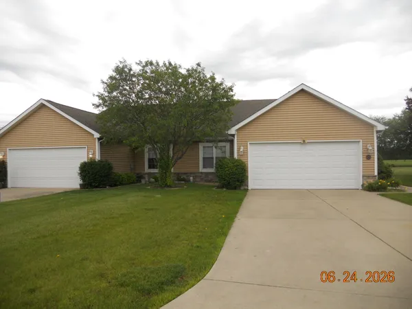 $294,900 | 10597 Maine Drive, Crown Point, IN 46307