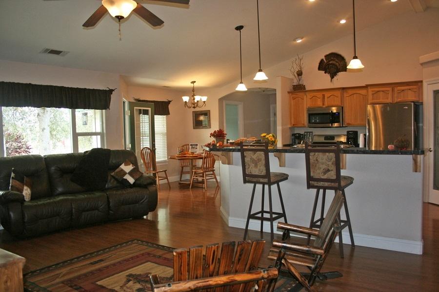 24433 Dersch Road Anderson, CA 96007 - Photo 8 of 30 Living Room & Kitchen