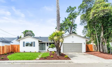 $829,000 | 1521 Sarkesian Drive, Petaluma, CA 94954