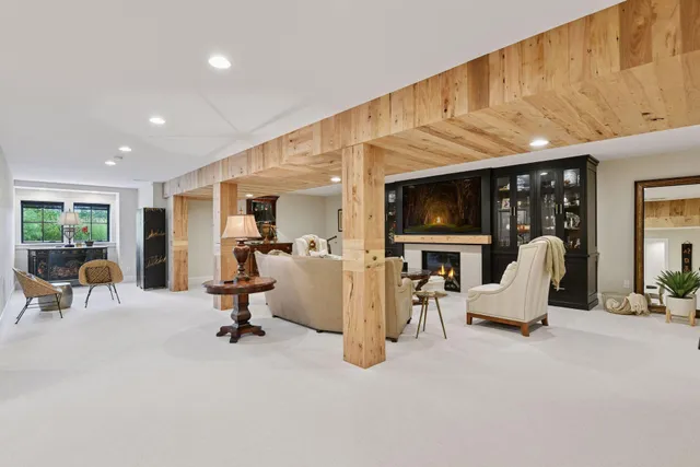 $2,595,000 | 2782 Willow Drive North, Medina, MN 55340