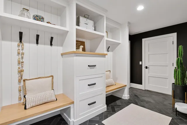 $2,595,000 | 2782 Willow Drive North, Medina, MN 55340