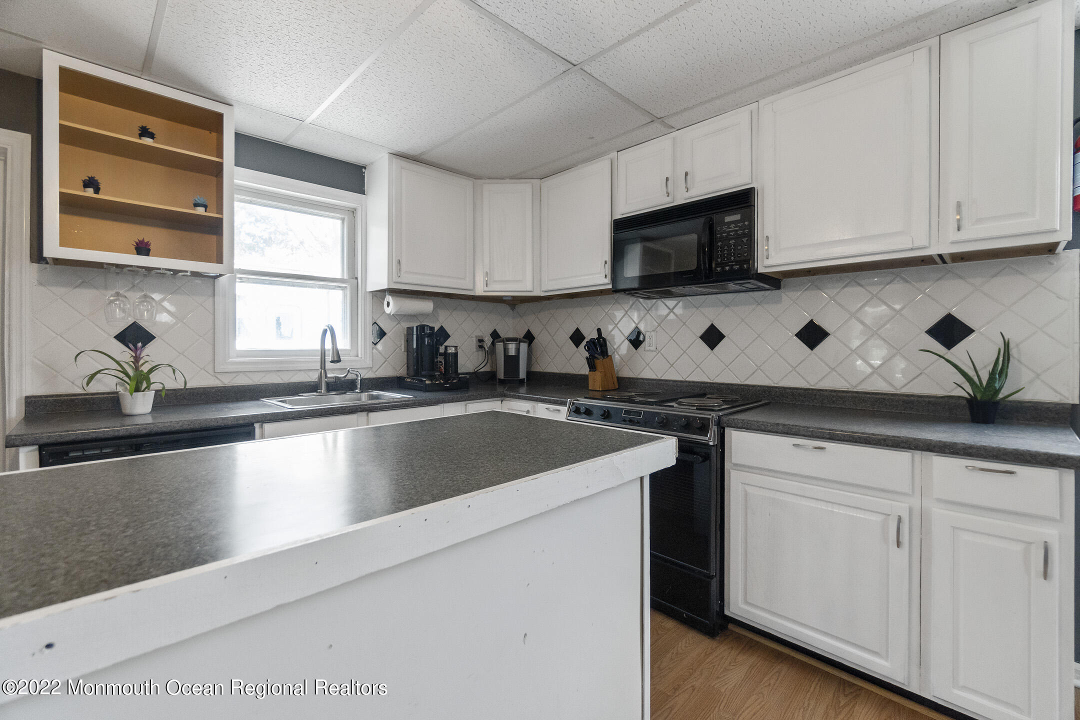 157 E Road Belford, NJ 07718 - Photo 19 of 42 kitchen