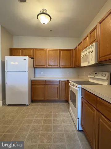 $1,675 | 1000 Fountainview Circle, Unit 213, Newark, DE 19713