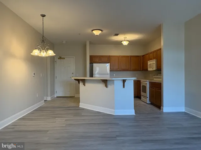 $1,675 | 1000 Fountainview Circle, Unit 213, Newark, DE 19713