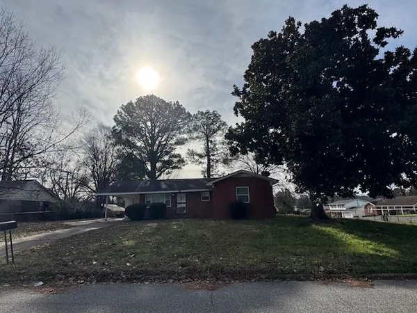 $105,000 | 693 Bonwood Avenue, Memphis, TN 38109